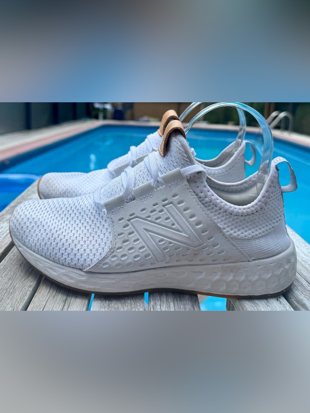 NEW BALANCE FRESH FOAM CRUZ MESH UPPER WHITE WOMENS SIZE 7.5